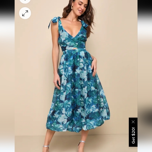 Lulus Dresses & Skirts - Lulus dress